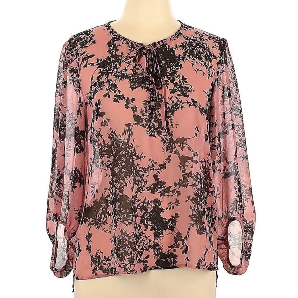 Kensie Boho floral print tear drop long Sleeve Blouse w/black buttons Medium M